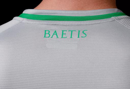 camiseta Betis 2023 alternativa detalle